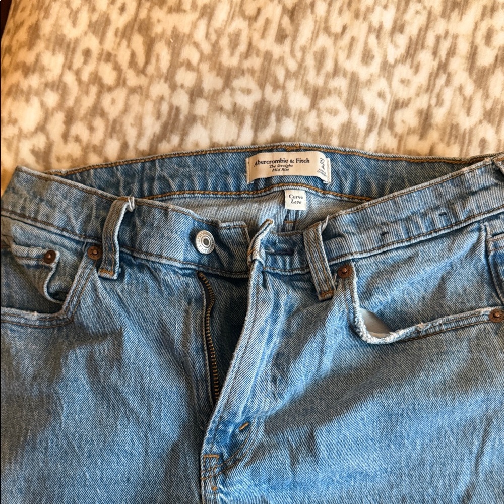 abercrombie jeans